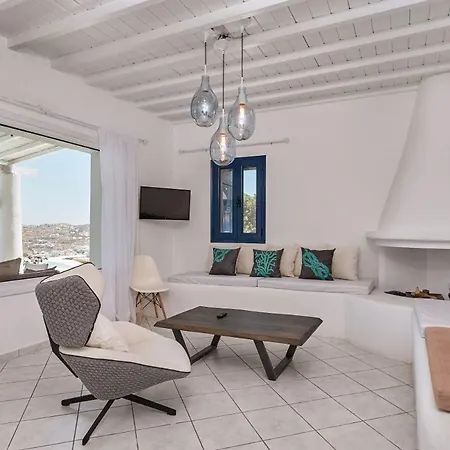 Aella Villa *